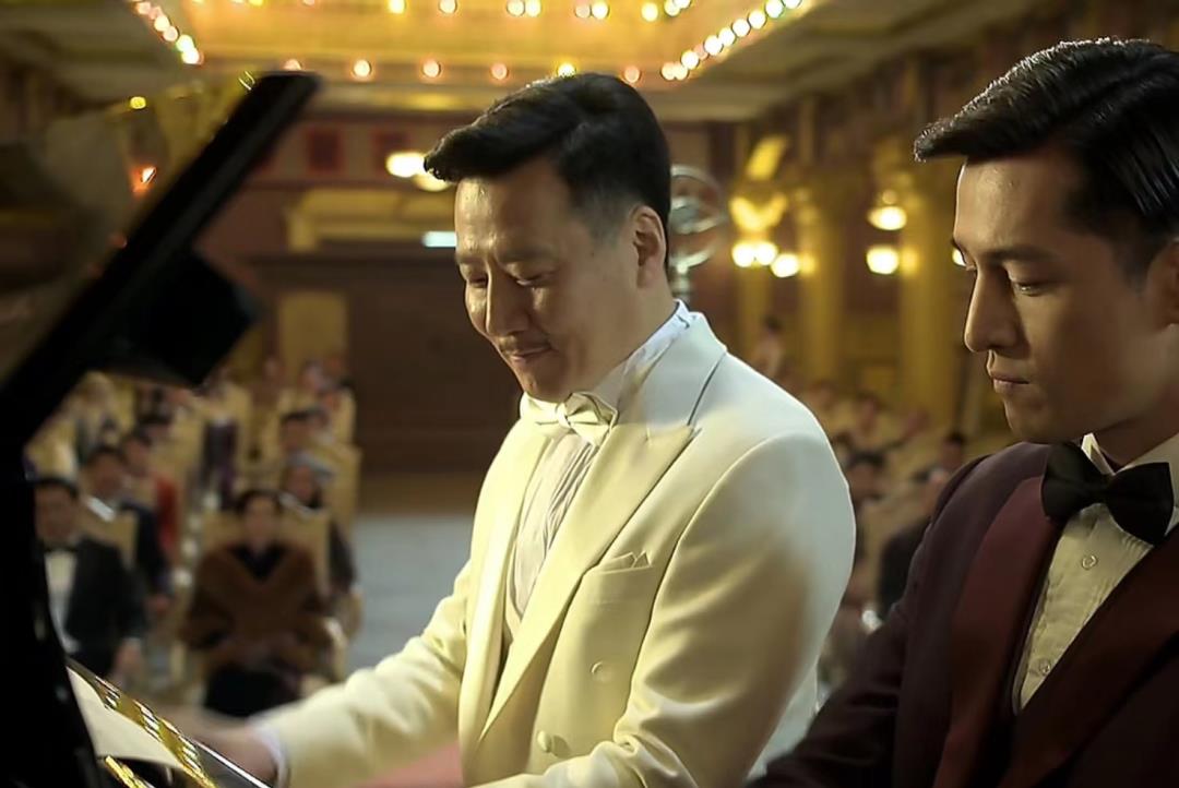 伪装者|看了《伪装者》原著才发现：明家最“阴”的人不是明楼，而是明堂