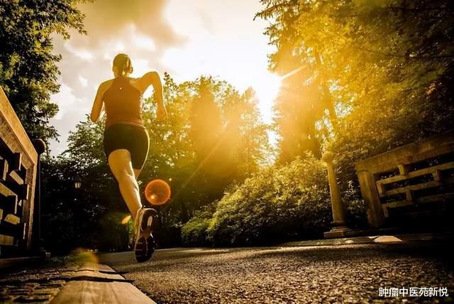 胆固醇|肺结节不能喝冰咖啡？医生忠告：想要肺部健壮，3种食物尽量少碰