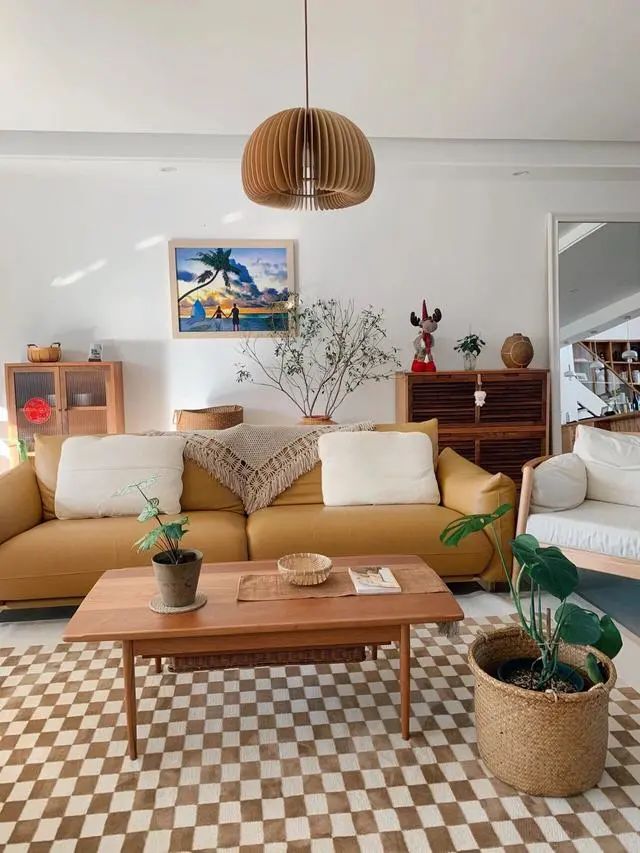 成都郫县的一套原木风设计,化繁为简以舒适润人心