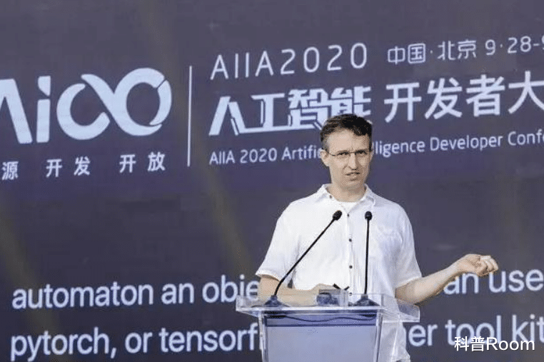 求职|博士在国内求职碰壁，赴美工作1.2亿年薪？海外工作真那么香吗？