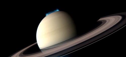 美国探测器在土星环上发现了什么?专家为何坚持认为它是空间站?