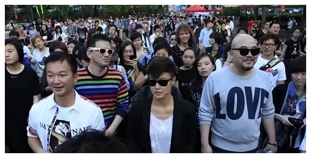 21年“港独”何韵诗被捕：大发“乱港财”，出书定价110元港币