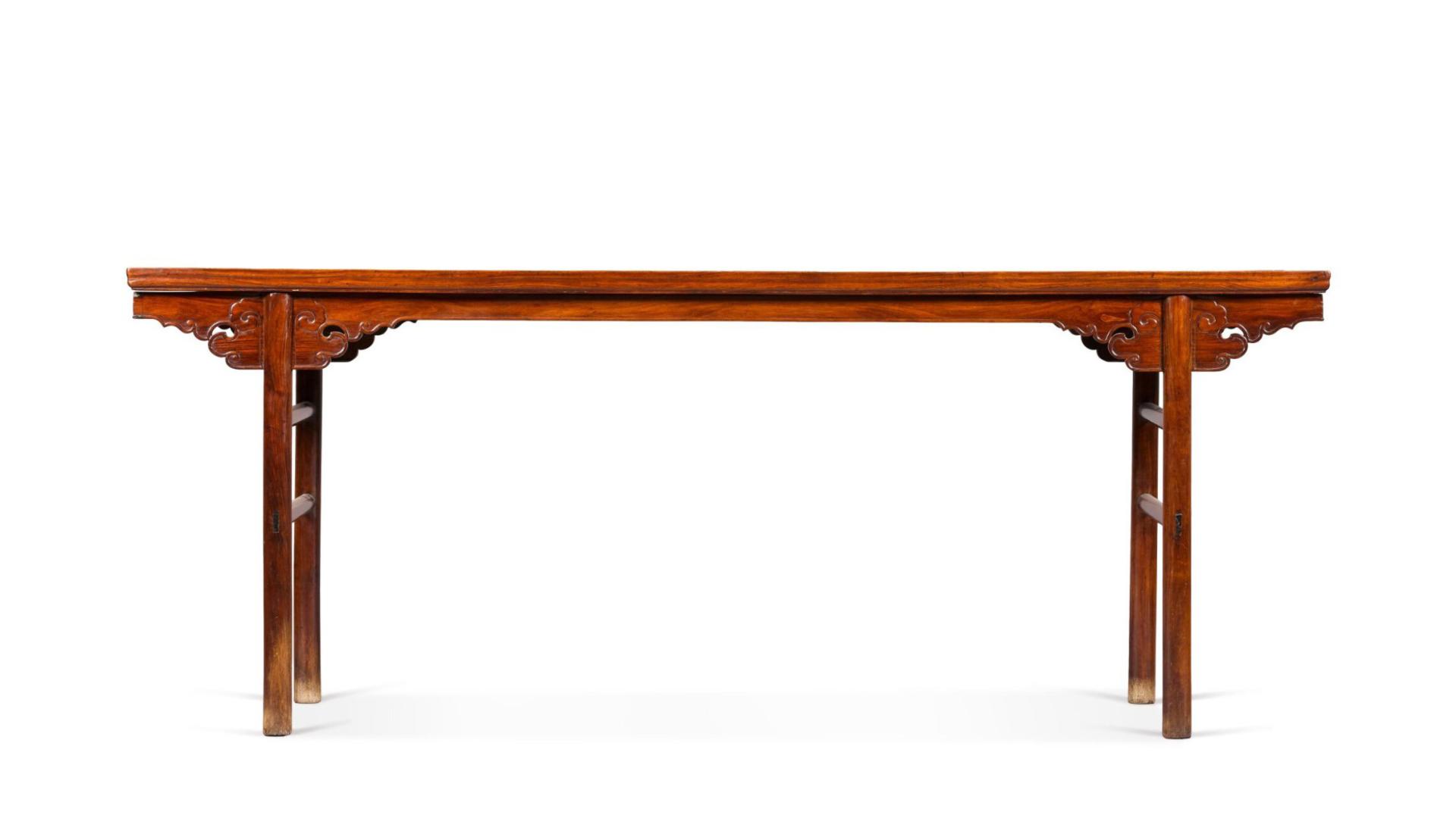 |牙头双整挖，黄花梨平头案基本款雕象鼻