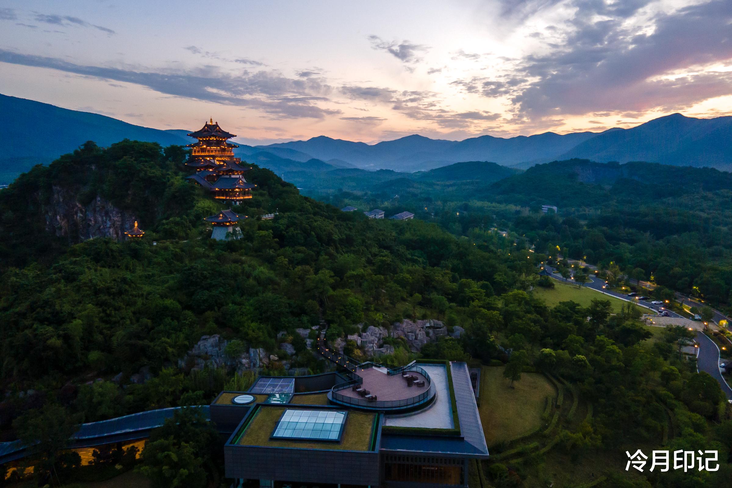 水库|宜兴新晋网红打卡地,藏在山野间的江南小镇,景色美若世外桃源
