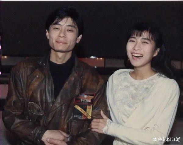 王杰|王杰：从歌坛巨星到一无所有，到底是谁“要”了他的嗓子？