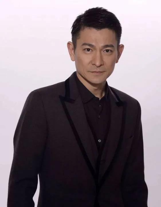 马叙伦|梁朝伟和刘嘉玲结婚，请了80多位明星却没有请刘德华，怎么回事？