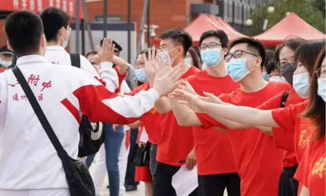 考试|“文科生”跟“理科生”谁能走得更远更好？两者存在着不少的差距