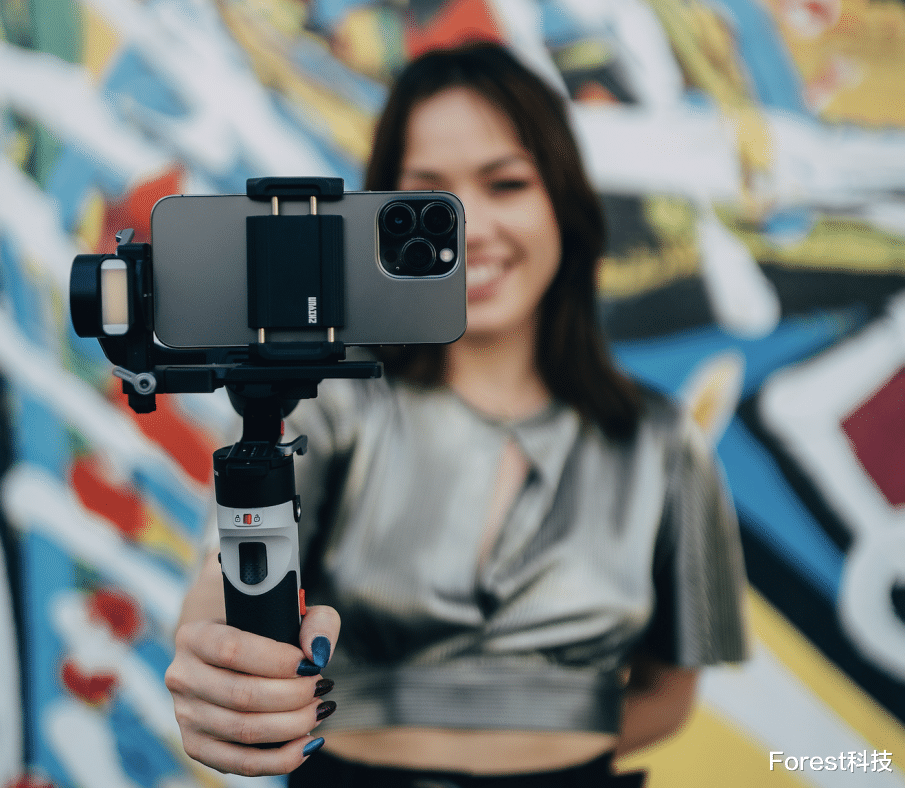 云台|用旗舰手机拍高质量短片不可或缺的最佳伴侣——智云云鹤M2 S