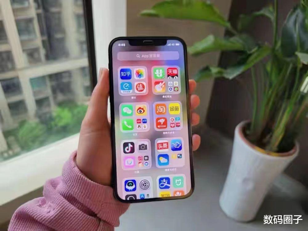 iOS|iOS15.2.1深度使用报告，信号提升明显，网友竟然全给好评？