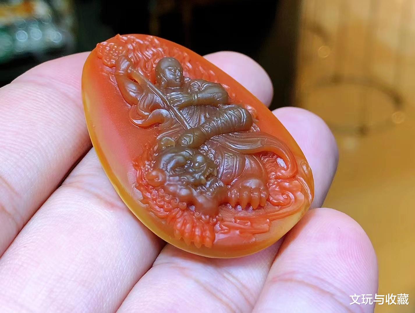 |年轻人喜欢这种风格的玉雕,会不会与传统之美相悖?