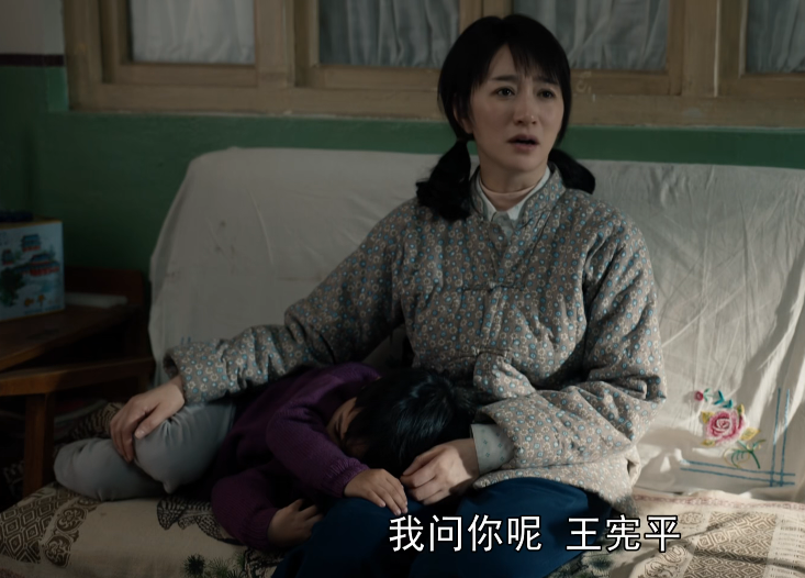 显微镜下的大明|李小冉新剧与《显微镜下的大明》各看4集:一个弃了,一个看上瘾