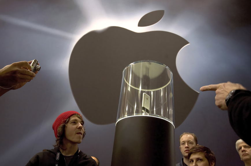 苹果|国产落幕？华为“跌倒”苹果“吃饱”，高端市场占比超过75%