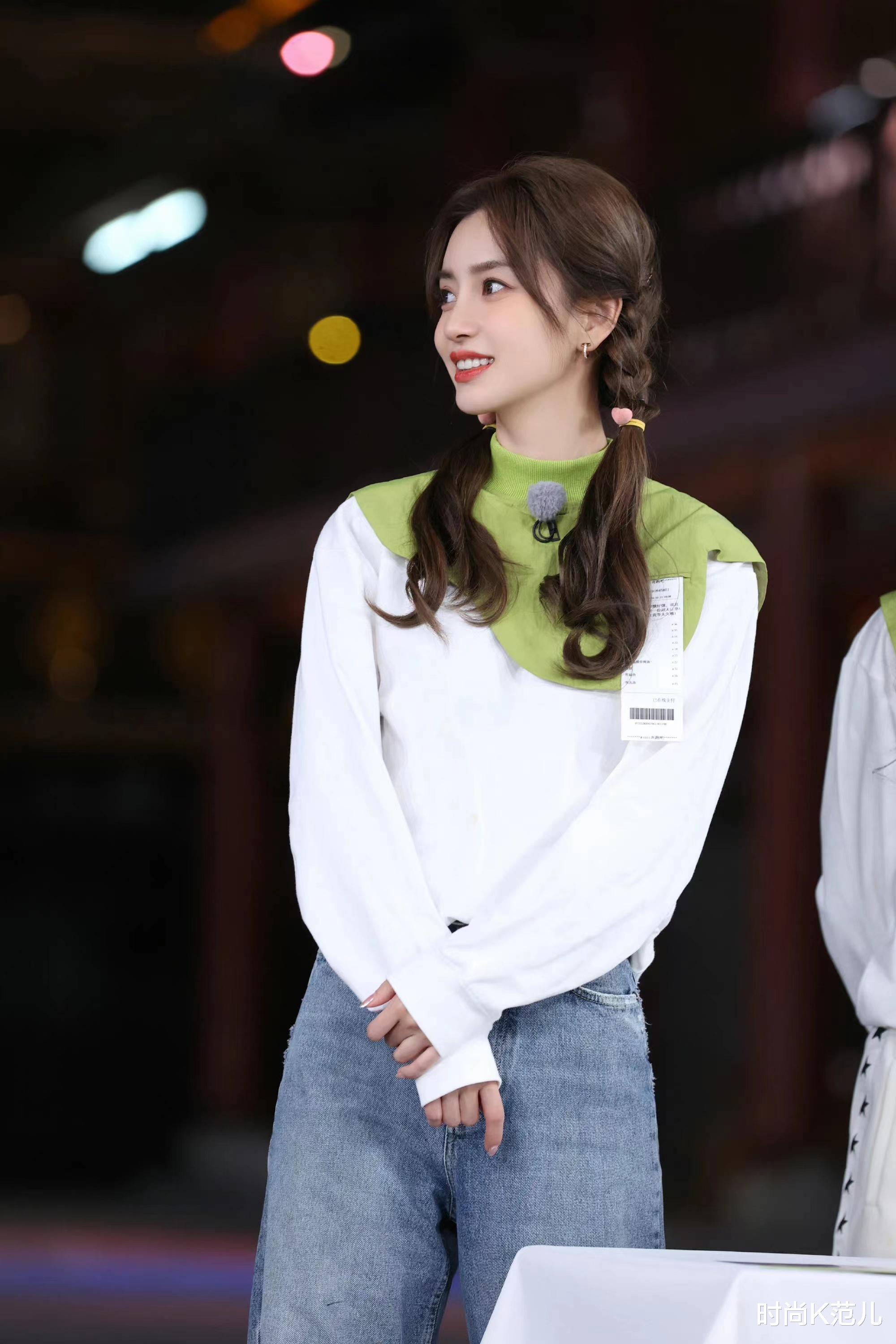 Angelababy Angelababy奔跑吧新发型好甜美，半扎双麻花辫，少女味十足！