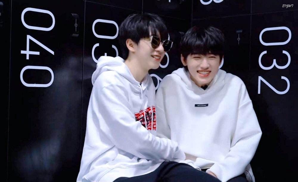 宋亚轩|宋亚轩贺俊霖被传打粉丝,是子虚乌有,还是有人恶意中伤以讹传讹