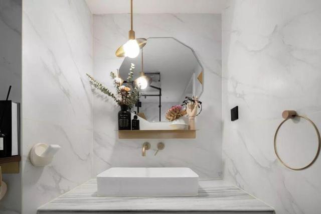 45㎡loft，简约北欧风，挑高的客厅加上悬空飘窗，太赞了