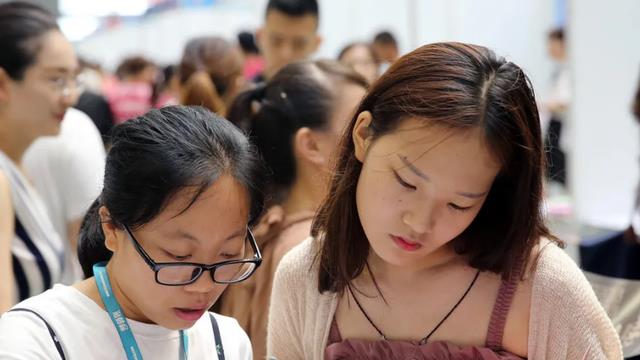 事业单位|事业单位招聘条件调整，要求比以前大有不同，应届生：天降好事