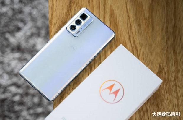 长焦镜头|潮流的1亿像素主摄、50X潜望式长焦镜头，是否值得入手？