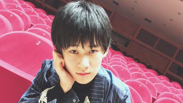 张真源|张真源遭公司遣退又回归，却在校园里外收获一批忠实粉