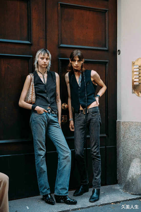 可儿与希尔顿“大小姐”同框,表姐这是跟谁表白呢?