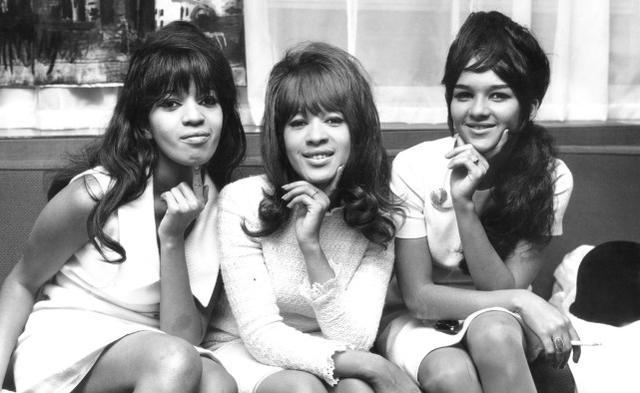 越剧|2022年1月还没结束，就有6位名人相继离世，最大92岁，最小的只有31岁