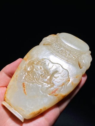 和田玉籽料|清中期 和田玉籽料 白玉沁色 太平有象 宝瓶式砚 玉砚