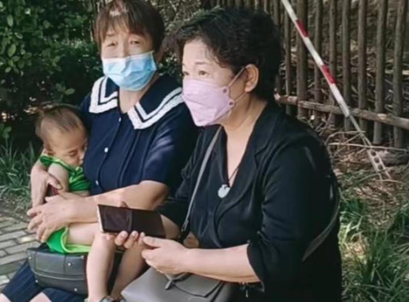 姚策|姚策堂嫂再度晒老杜近照,感慨老杜压力大,网友喊话赶紧说出真相