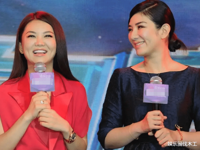 冯绍峰|复婚有戏？赵丽颖深夜找冯绍峰，走路蹦跳好开心，为儿1亿买豪宅