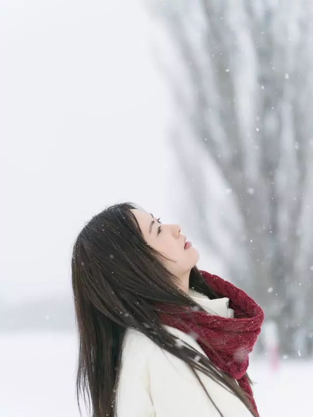 雪天拍照技巧:雪景照怎么拍,8个好看拍照姿势get起来