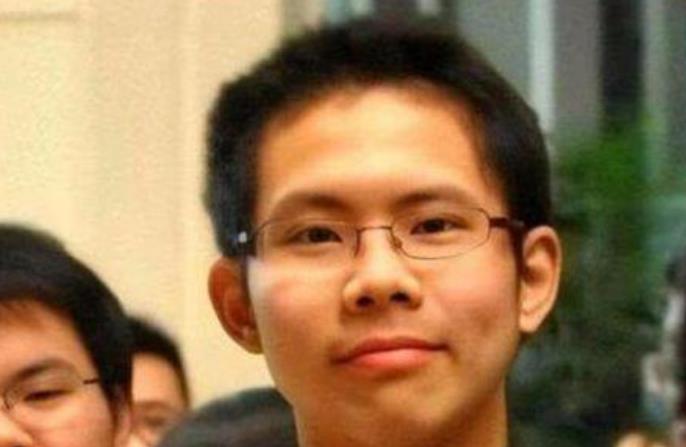“北大双面神童”,将亲生母亲制成木乃伊,被捕时面带笑意