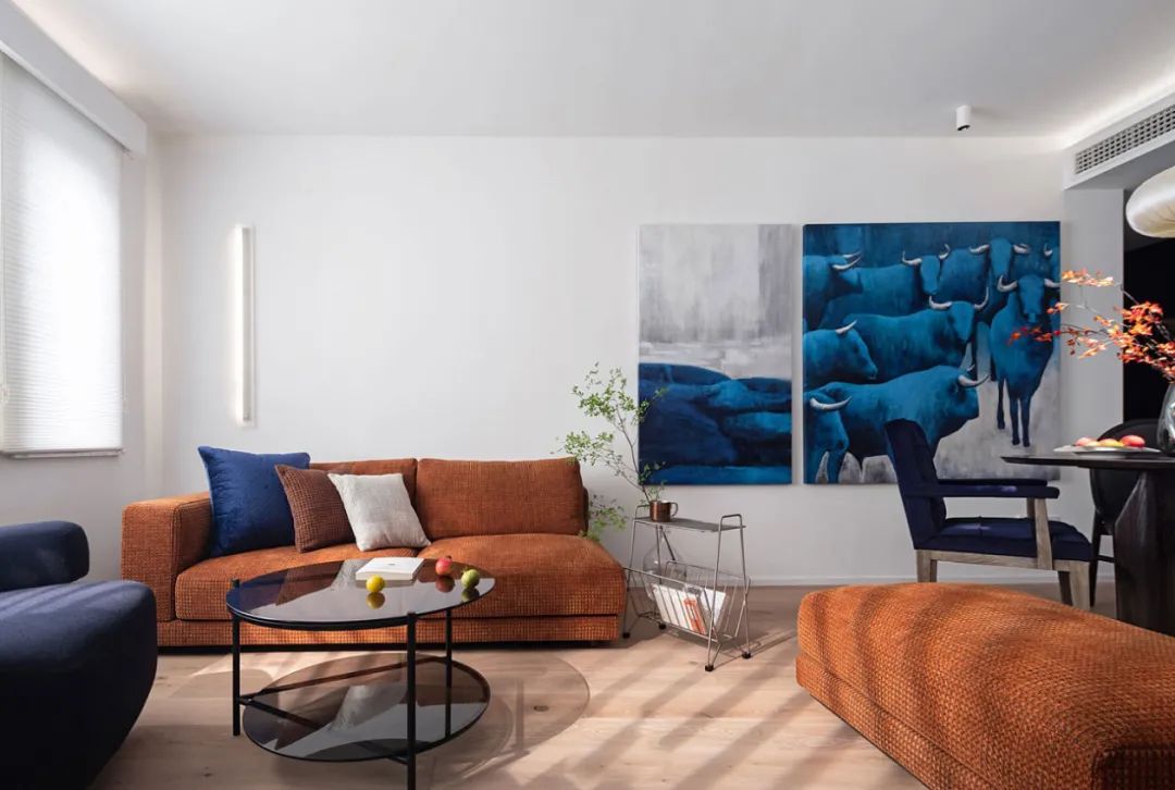 打掉墙体、引光入室:这个130m2混搭小两房,越看越高级!