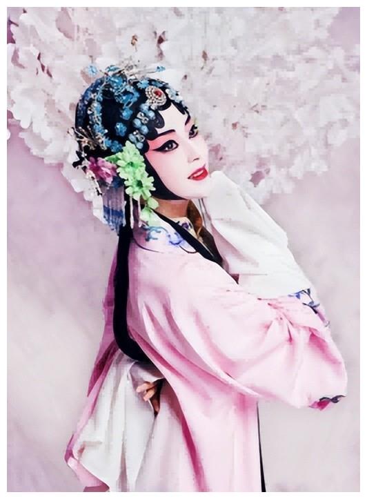 这12位冷门老牌古装美人,明明美过王祖贤张曼玉,如今却被遗忘