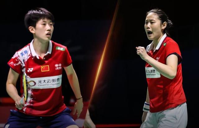 中国队|轻取对手，仍暴露弱点！张殊贤郑雨2-0，中国队尤伯杯拿到赛点！