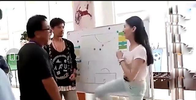 江疏影|职场精英王漫妮却是爱情白痴,现实中的江疏影又何尝不是这样