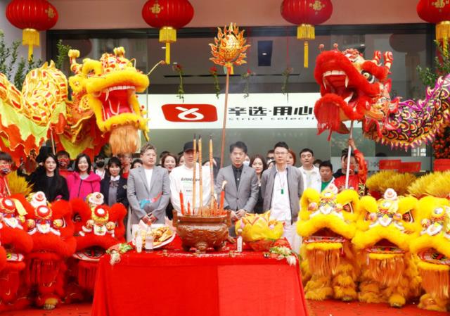 “辛选”主播带货，“小黄车”被误封，找平台理论，反被对方埋怨