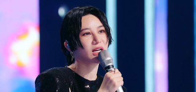 王菲|《为歌而赞2》王靖雯、贺仙人获取小惊喜，尚雯婕最后获取大惊喜