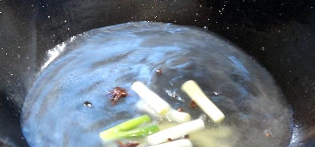 明日小满，饮食有讲究，“食2肉，吃3瓜2豆，忌2事”，整夏不受苦