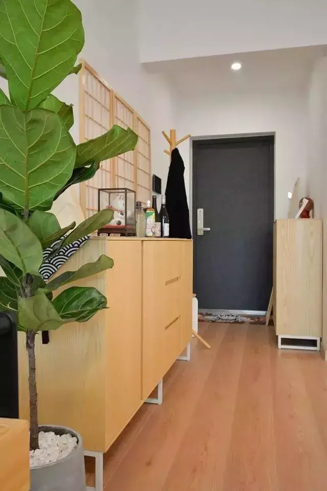 小户型玄关这样设计,收纳美观两不误!小空间更要精心设计