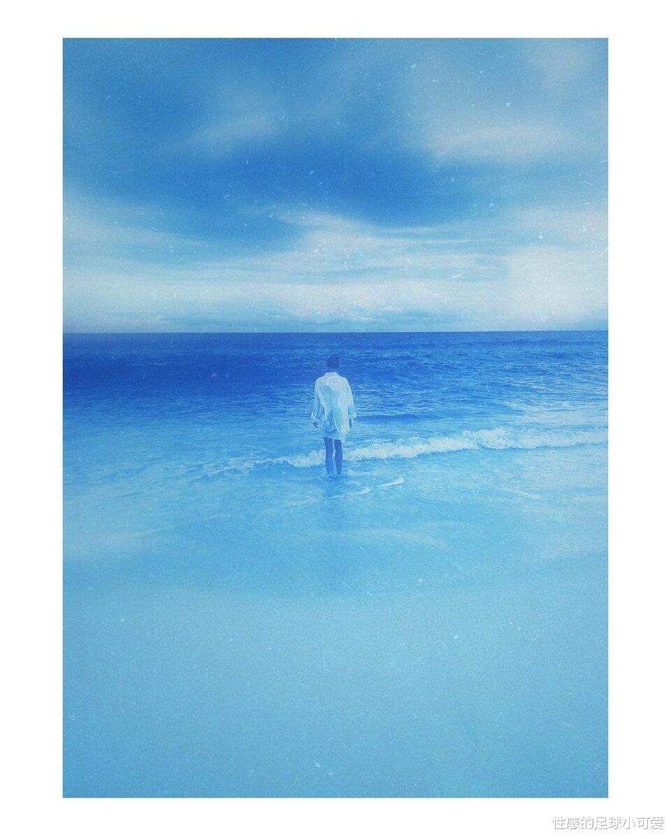 斯韦|斯韦特兰娜·霍琴科娃展示了无可挑剔的身材