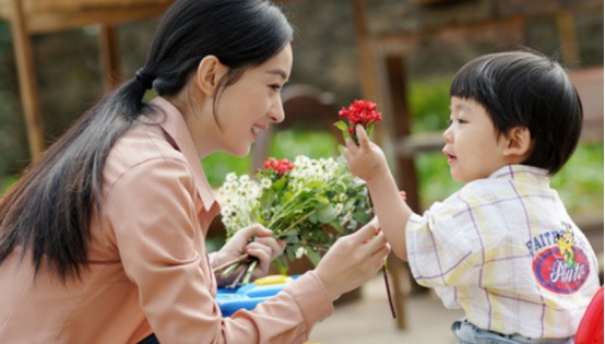 赵丽颖|赵丽颖演技越来越好了,台词功底强,眼里有星星一样