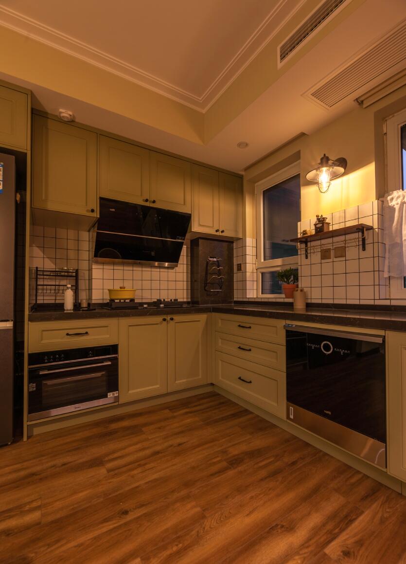 不吊顶不造型,她115㎡家,真的暖到了骨子里,氛围感太好了