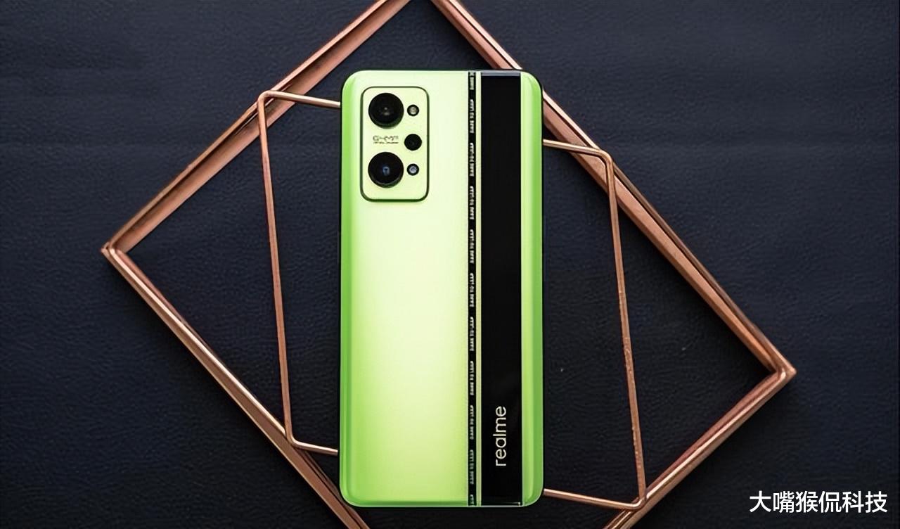 全面屏|2k全面屏+顶级4nm，真我下一款市场主推手机配置确实诱人