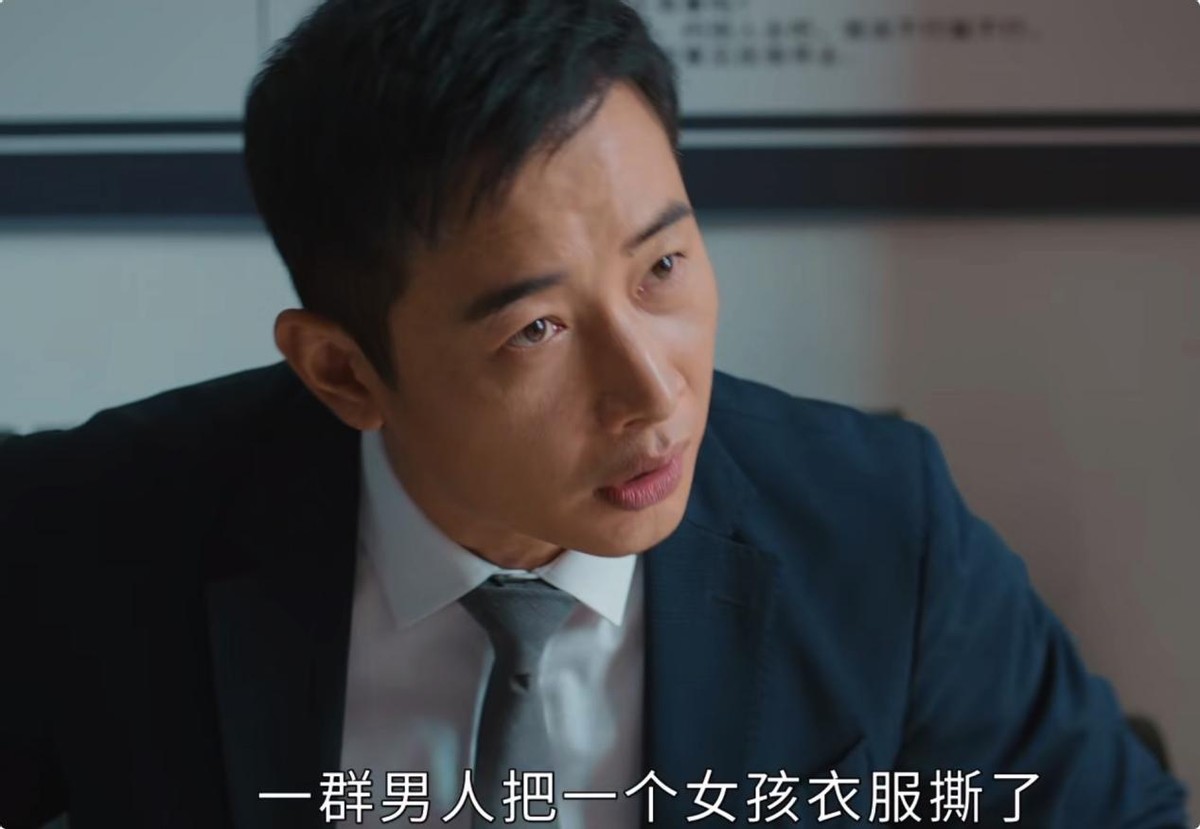 罗晋|罗晋凭《庭外》大火,不仅演技令人拍案叫绝,还带火了一句台词