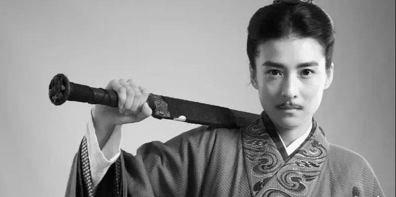 陈瑶|别说贴个假胡子就是是女扮男装了，7位女星告诉你，啥叫雌雄难辨