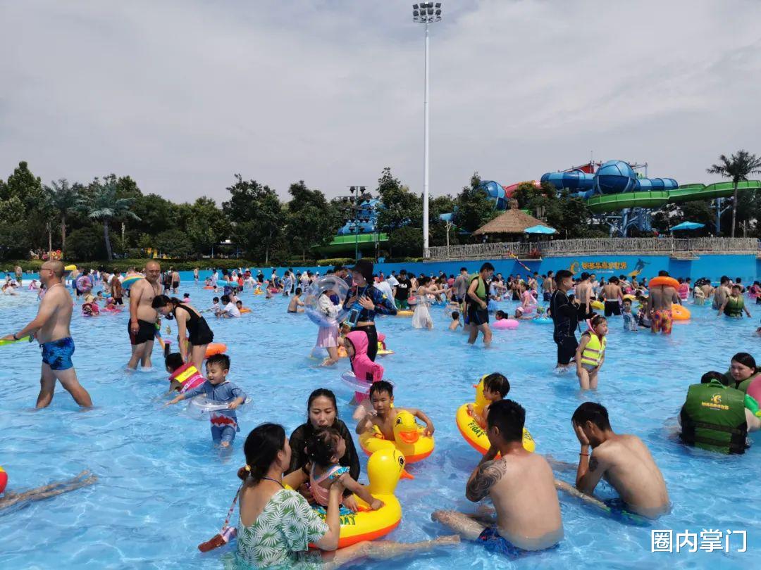 旅游业|旅游被滞留的背后,该不该去旅游,又有多少人得了不旅游会死的病