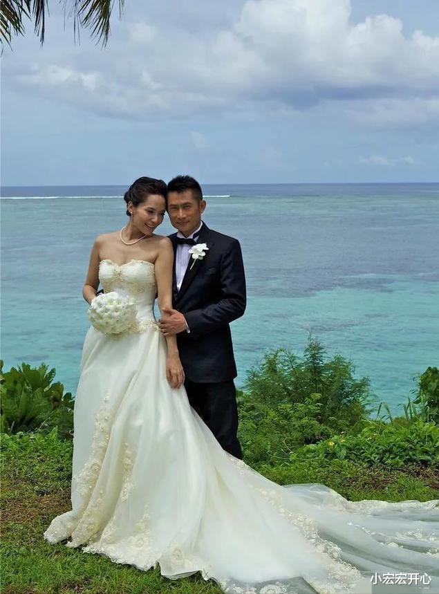 郭羡妮|郭羡妮：港姐“下嫁”河南农村的小伙，自掏500万买婚房，却羡煞旁人