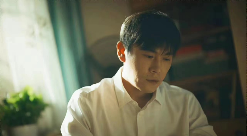 亲爱的小孩|《亲爱的小孩》处境尴尬,演技被赞热度也高,却遭到人民网怒批