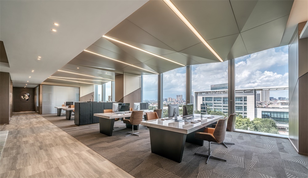 银行|在工作中,每个人在不同的层次,都是在努力着