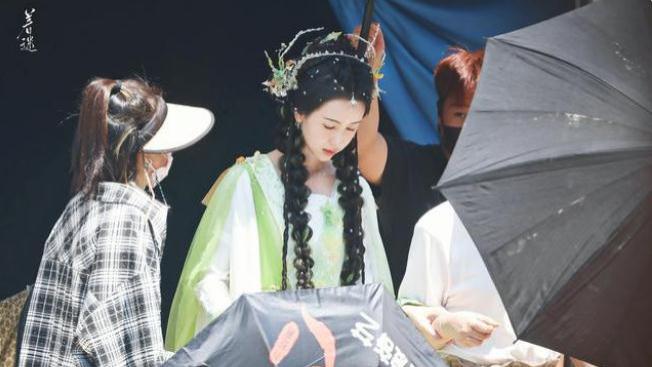 陈都灵|陈都灵《狐妖小红娘》造型美翻，神还原月啼暇，颜值杨幂都压不住