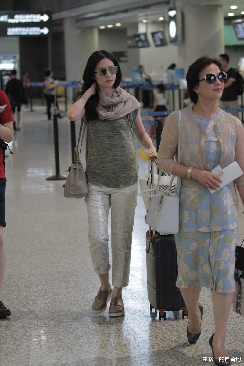 吻戏|刘晓莉:自杀夺女,掌掴副导演,“捧红”刘亦菲,她比你想的更狠