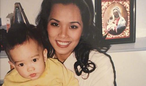 韦唯|歌星韦唯为爱远赴异国,结婚生子后丈夫翻脸,只能带3儿子回国?